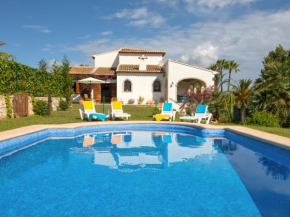 Отель Holiday Home Adsubia  Хавеа